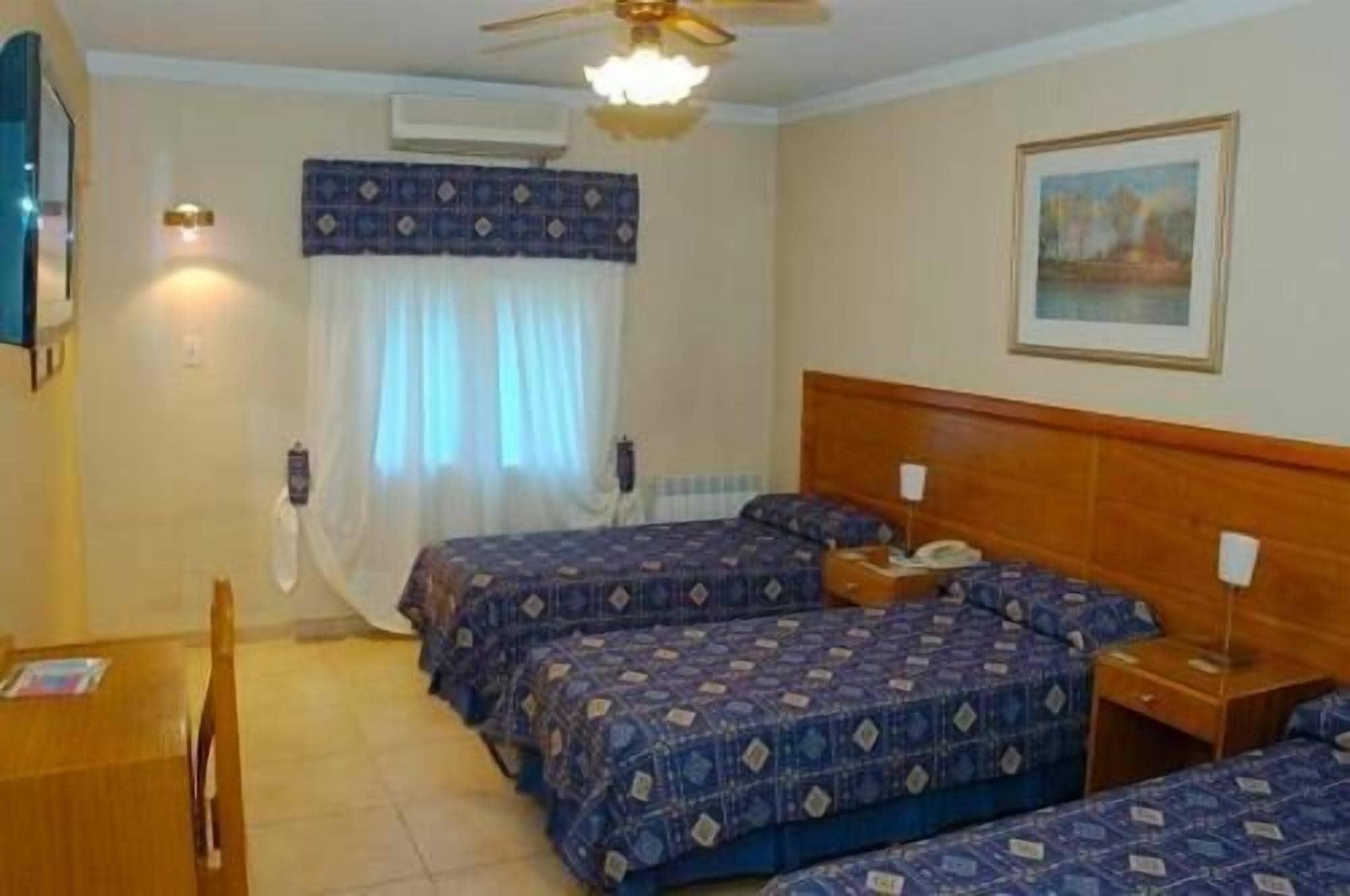 Hotel Provincial Mendoza Buitenkant foto