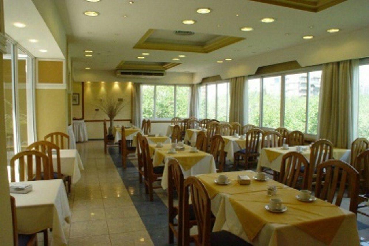 Hotel Provincial Mendoza Buitenkant foto