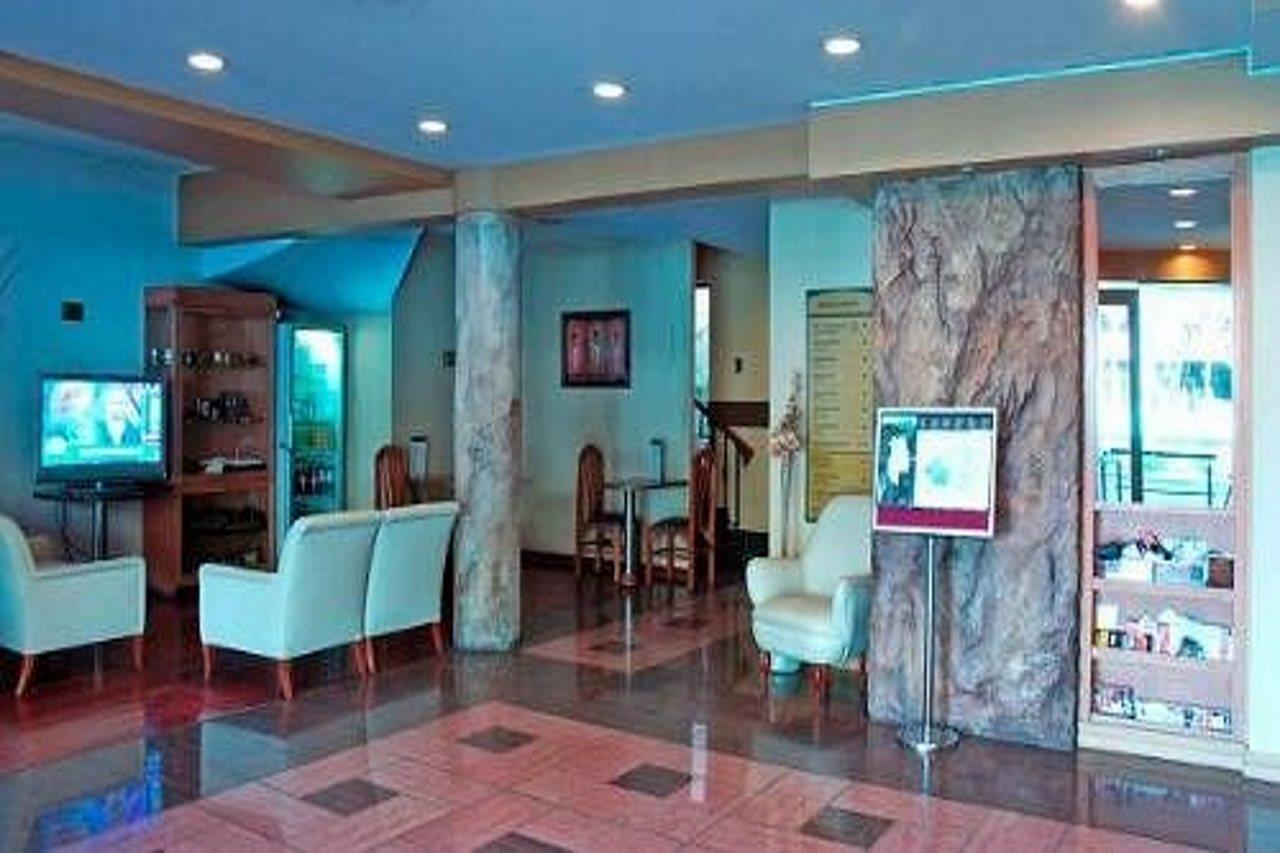Hotel Provincial Mendoza Buitenkant foto
