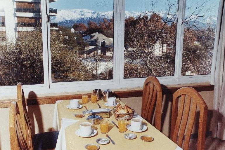 Hotel Provincial Mendoza Buitenkant foto